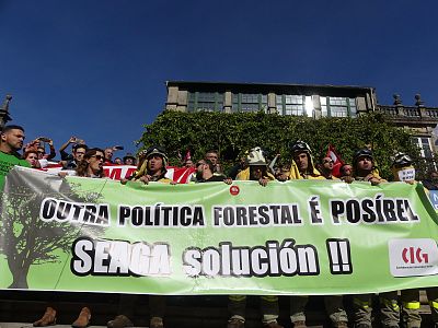 2017-10-22 Mani Lumes Nunca Mais Depredacion 065.jpg